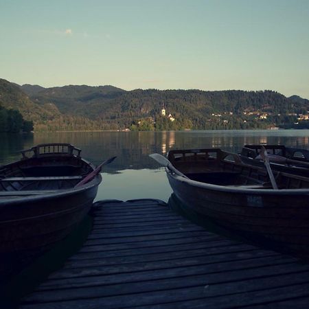 Pletna Lake View Apartment  Bled Exterior foto