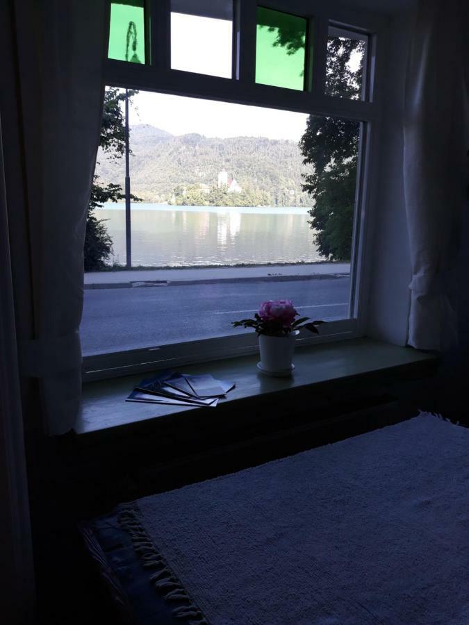 Pletna Lake View Apartment  Bled Exterior foto