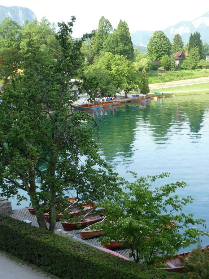 Pletna Lake View Apartment  Bled Exterior foto