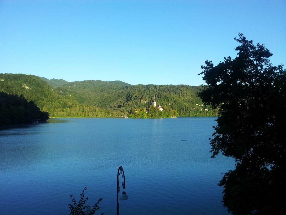 Pletna Lake View Apartment  Bled Exterior foto